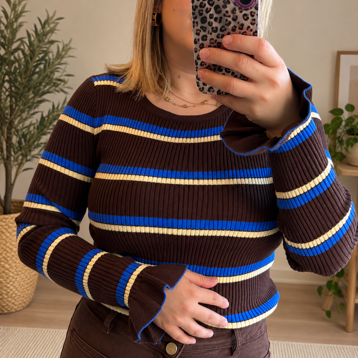 Pull fin cotelé chocolat/bleu électrique/jaune beurre