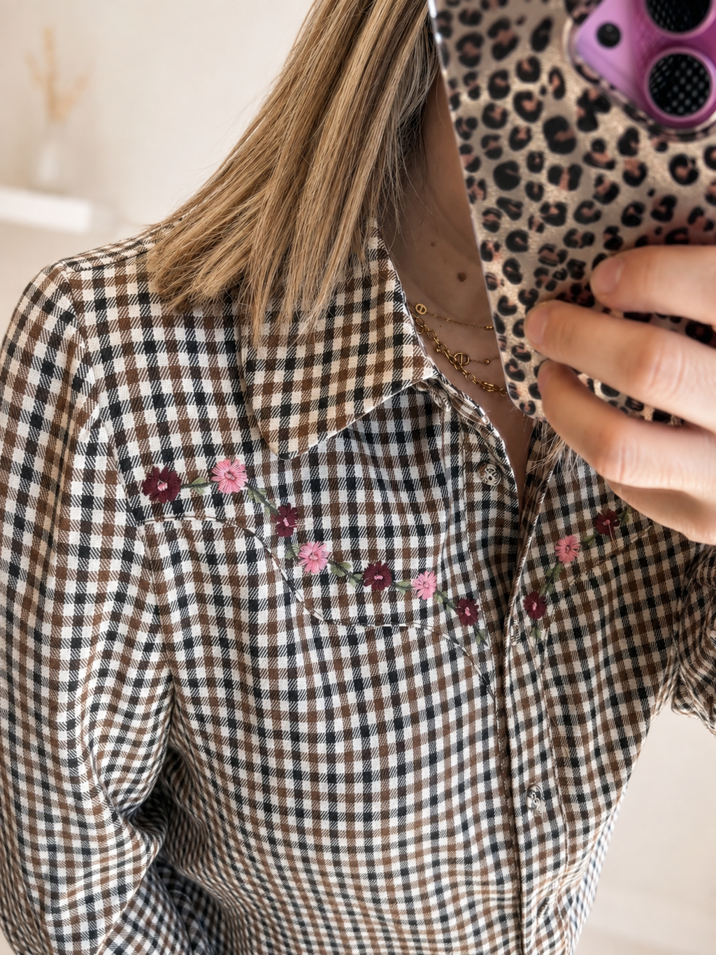 Chemise à carreaux brodée fleurs