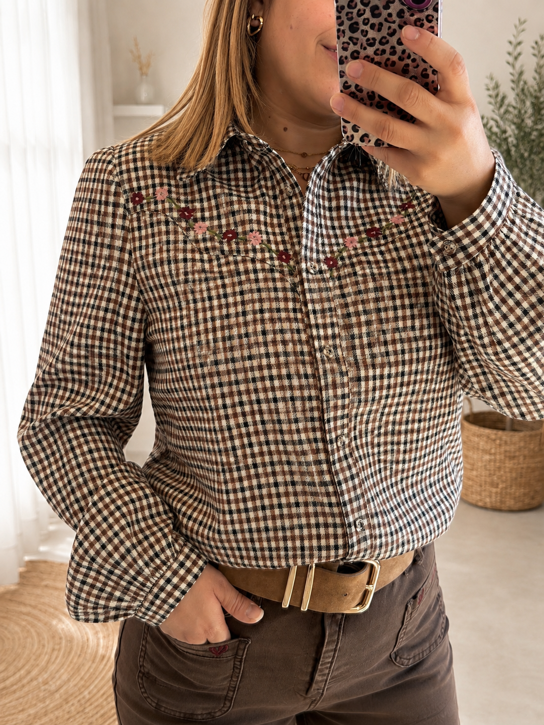 Chemise à carreaux brodée fleurs