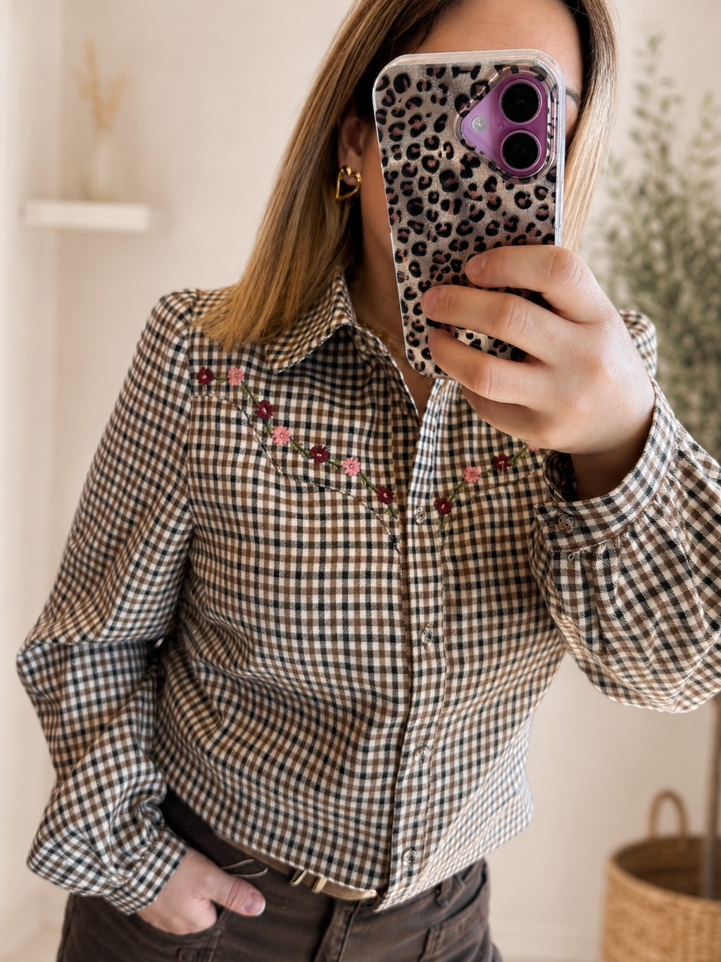 Chemise à carreaux brodée fleurs