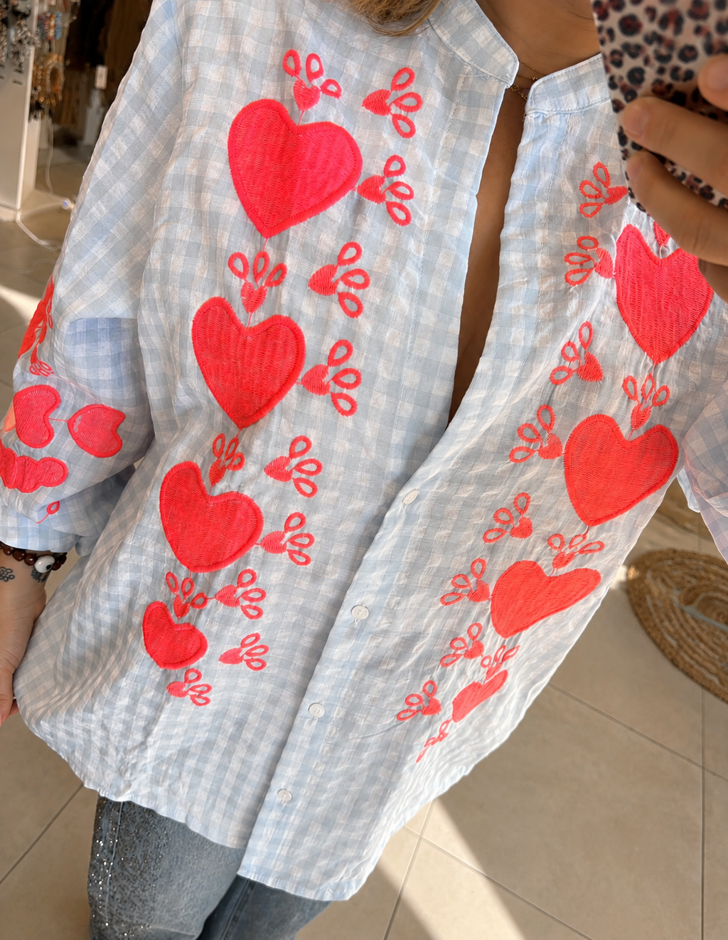 Blouse vichy bleu détails fluo