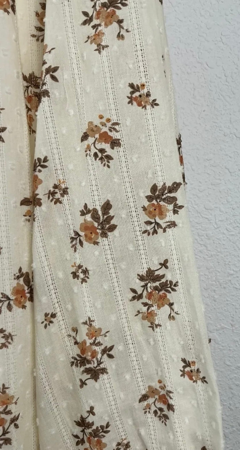 Chemise écru à petites fleurs