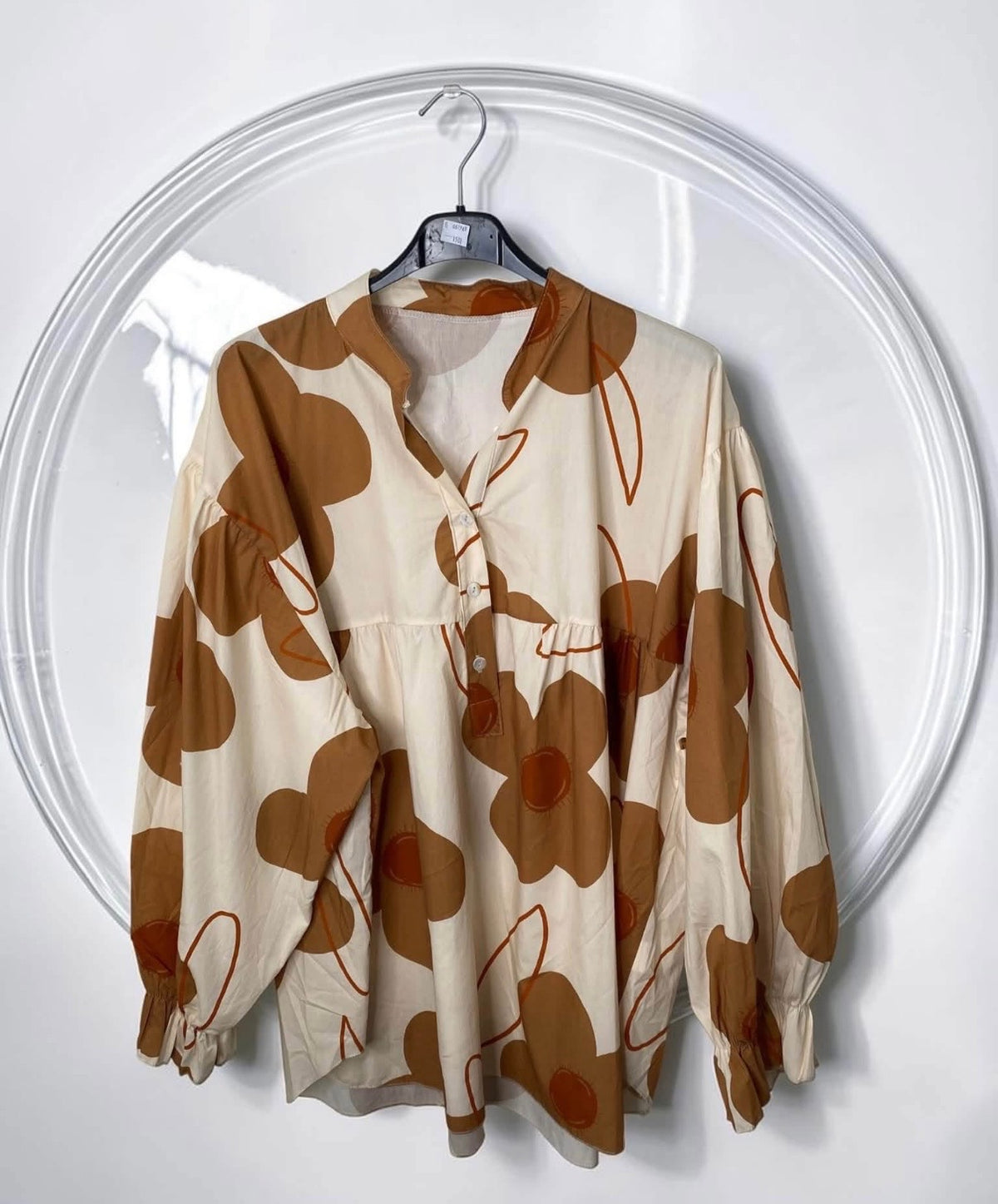 Blouse écru à fleurs